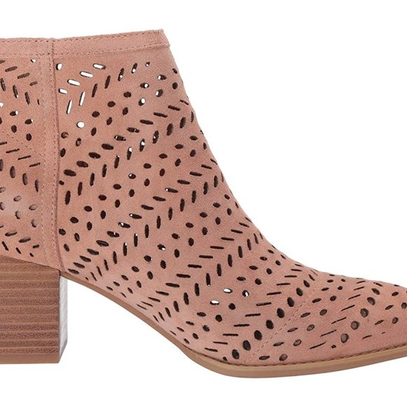 SEYCHELLES Chaparral Perforated Blush Ankle Boot - Picture 3 of 5